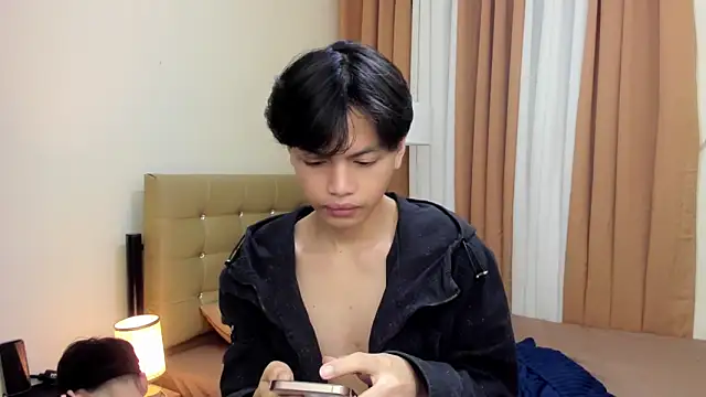 hotfreshdior online show from 10-04-25, 07:45