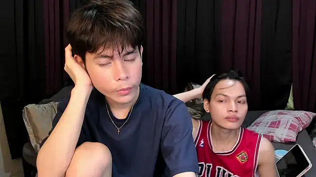 hotfreshdior online show from 04-09-26, 04:45