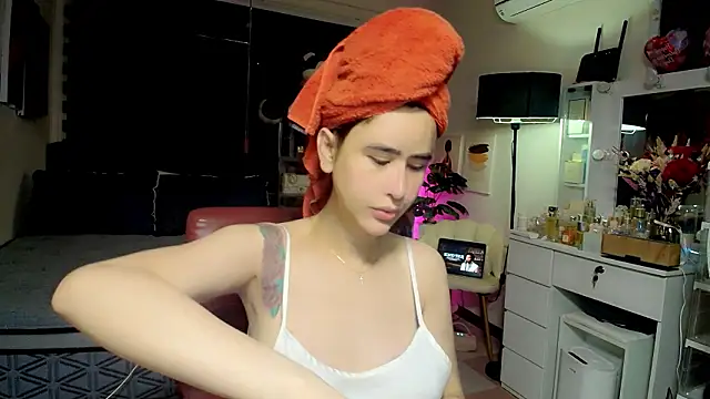 XhotcockcumXts online show from 03-14-26, 08:31