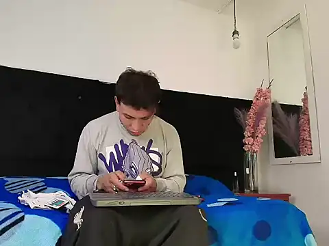 Thonixxx mr online show from 03-12-26, 03:34