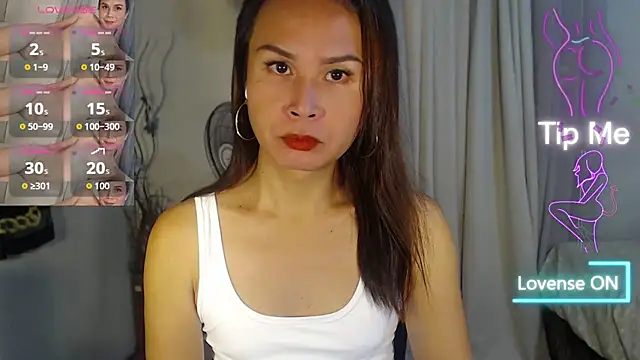 holly bitch online show from 04-09-26, 12:21