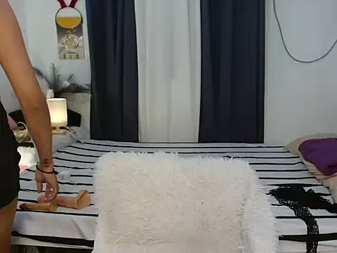 Snapshot of AmayaWang chatting on 02-11-26, 10:53 AmayaWang online show from 02-11-26, 10:53