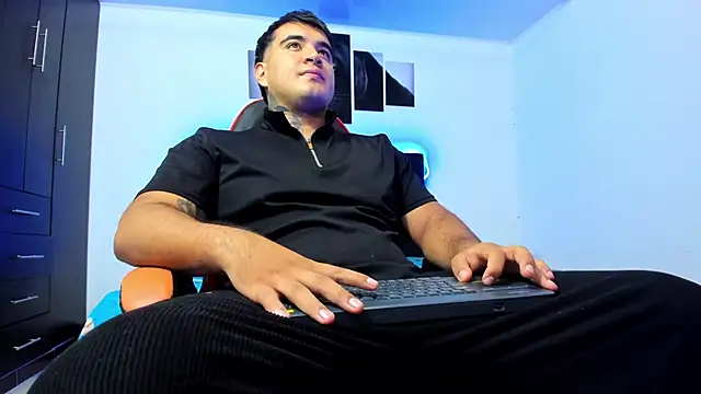 thiago  cp01 online show from 02-25-26, 05:28