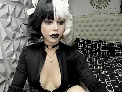 janecomander online show from 04-11-26, 01:48