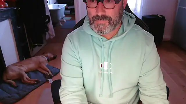 Hairyfred73 online show from 10-10-25, 08:24