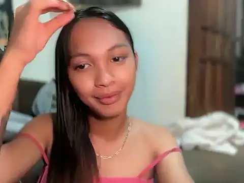 Snapshot of Simi_Ipit chatting on 02-05-26, 01:27 Simi Ipit online show from 02-05-26, 01:27