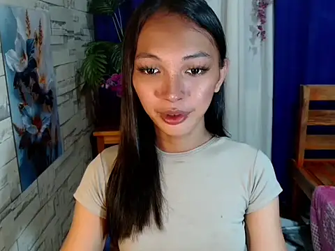Snapshot of Simi_Ipit chatting on 07-05-26, 12:56 Simi Ipit online show from 07-05-26, 12:56
