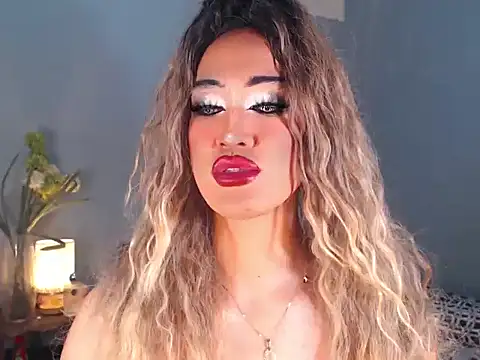 Snapshot of AleinaCroft chatting on 12-05-25, 02:42 AleinaCroft online show from 12-05-25, 02:42