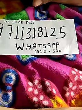 Snapshot of only-injoy chatting on 05-01-26, 05:28 only-injoy online show from 05-01-26, 05:28