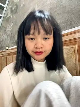 Snapshot of Daisy018 chatting on 10-25-25, 05:15 Daisy018 online show from 10-25-25, 05:15