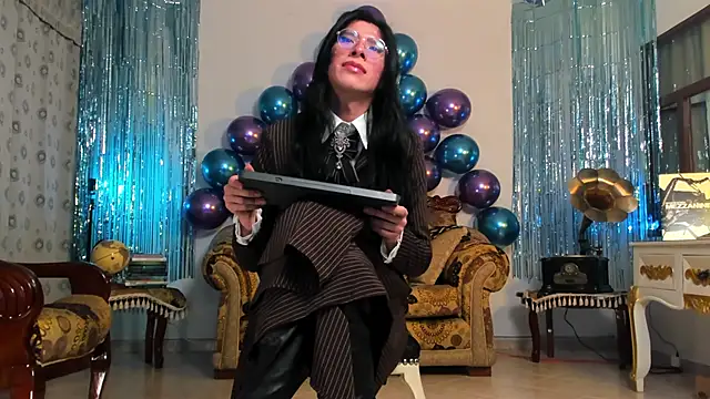 nonbinaryangel online show from 02-12-26, 12:38