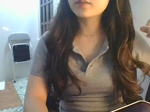 Linzly online show from 10-31-25, 02:56