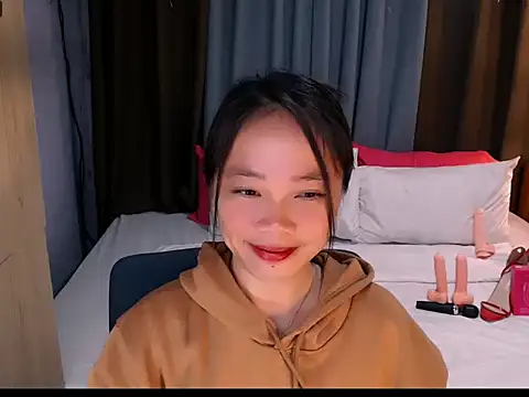 sexystela online show from 05-17-26, 08:16