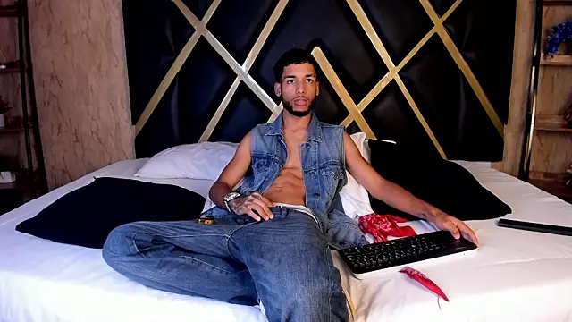 Thiagoferreti online show from 02-03-26, 01:26