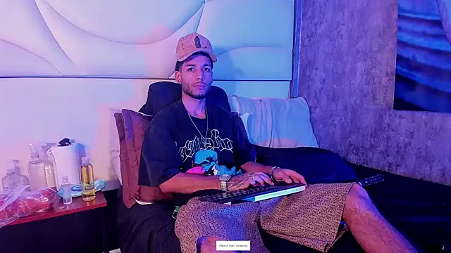 Thiagoferreti online show from 05-12-26, 12:19