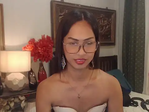 Snapshot of Nathalieheartt chatting on 07-28-26, 03:21 Nathalieheartt online show from 07-28-26, 03:21
