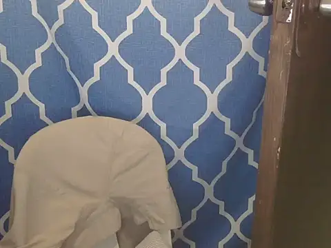 isanxxx online show from 04-10-26, 03:17