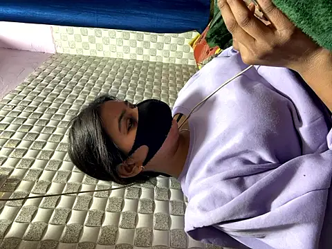 Hot Jaanvi  online show from 01-12-26, 05:40