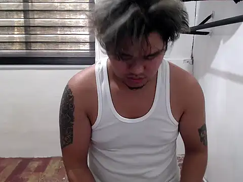 Snapshot of tastylicious_John19 chatting on 11-27-25, 01:29 tastylicious John19 online show from 11-27-25, 01:29