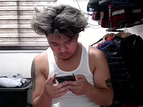 Snapshot of tastylicious_John19 chatting on 12-02-25, 03:34 tastylicious John19 online show from 12-02-25, 03:34