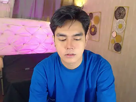 Snapshot of JakeXolsen chatting on 11-11-25, 07:47 JakeXolsen online show from 11-11-25, 07:47