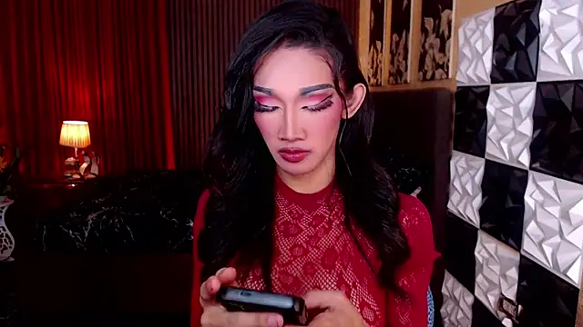 lhexiecollins online show from 04-13-26, 12:43