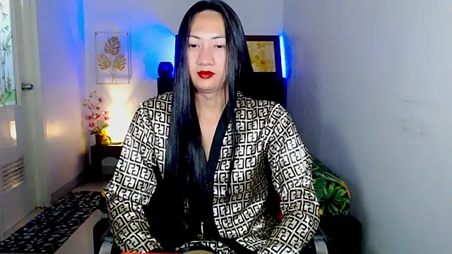 LovelyQueen69 online show from 12-22-25, 08:50