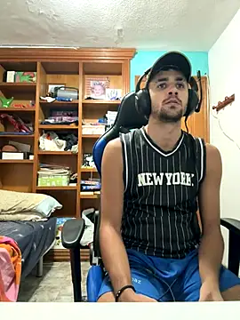 aavrdvh33 online show from 10-06-25, 09:45