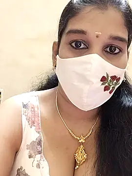 Snapshot of amelia-rani chatting on 10-13-25, 04:23 amelia-rani online show from 10-13-25, 04:23