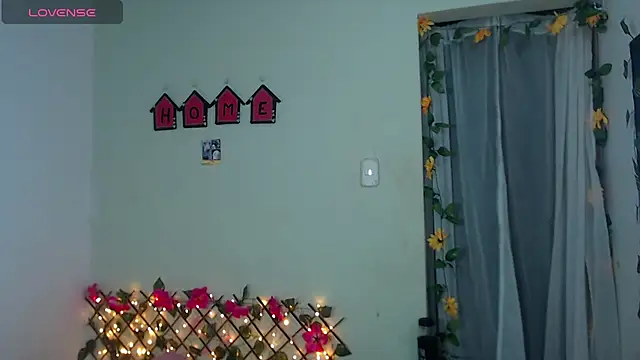 Angie Lee01 online show from 10-26-25, 11:05