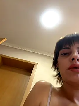 Snapshot of sweetchery999999 chatting on 09-09-25, 03:44 sweetchery999999 online show from 09-09-25, 03:44