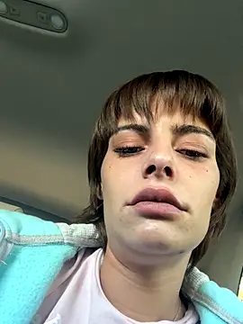 Snapshot of sweetchery999999 chatting on 09-18-25, 09:22 sweetchery999999 online show from 09-18-25, 09:22