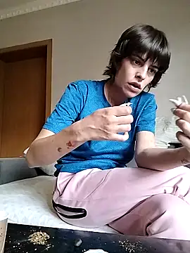 Snapshot of sweetchery999999 chatting on 09-26-25, 08:40 sweetchery999999 online show from 09-26-25, 08:40