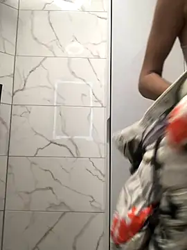 Snapshot of sweetchery999999 chatting on 10-29-25, 10:17 sweetchery999999 online show from 10-29-25, 10:17