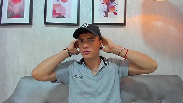 BenitoSaenz online show from 03-19-26, 12:53