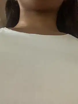 Snapshot of Luna_20x chatting on 10-07-25, 06:49 Luna 20x online show from 10-07-25, 06:49