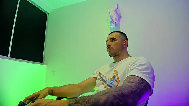 Snapshot of Dagoti chatting on 02-25-26, 03:05 Dagoti online show from 02-25-26, 03:05