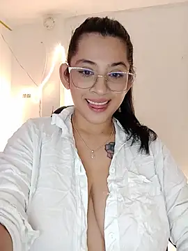 Snapshot of VALENTINA_ROUSE_ chatting on 07-30-26, 07:02 VALENTINA ROUSE online show from 07-30-26, 07:02