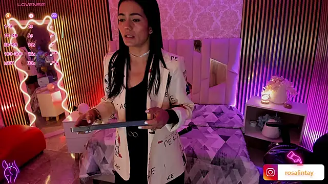 Rosalind tay online show from 10-16-25, 11:55