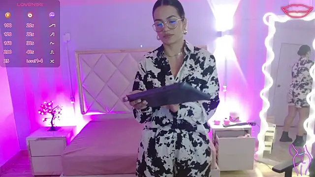 Rosalind tay online show from 03-19-26, 11:25