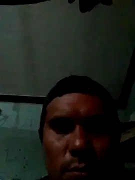 Snapshot of Luk909090 chatting on 10-29-25, 06:04 Luk909090 online show from 10-29-25, 06:04