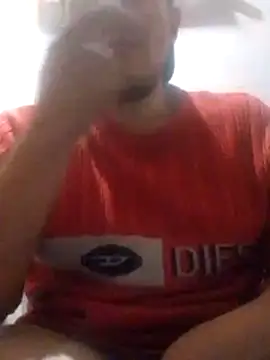 Snapshot of Luk909090 chatting on 12-04-25, 11:35 Luk909090 online show from 12-04-25, 11:35