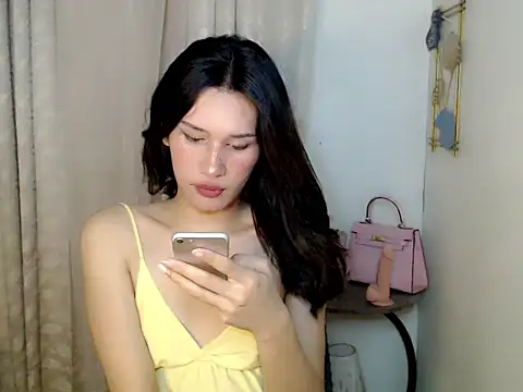 SerenaCortesi online show from 04-08-26, 04:07