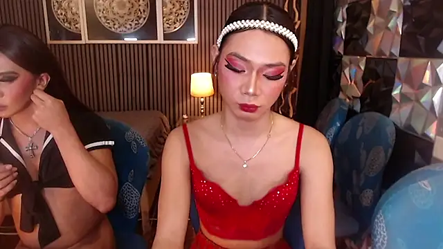 BigCockMaxineTS online show from 07-13-26, 07:55