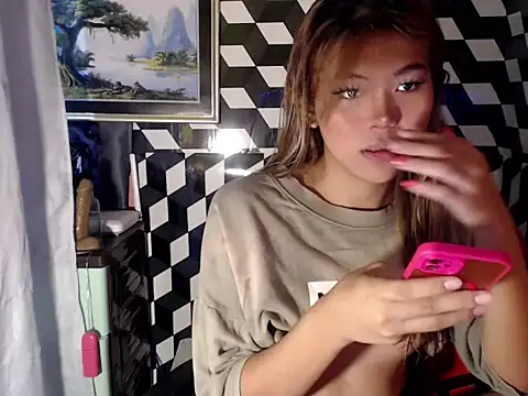 midnight fucker  online show from 11-12-25, 10:15