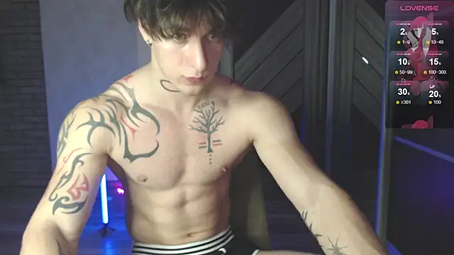 Snapshot of Brendan__Piks chatting on 11-23-25, 09:03 Brendan Piks online show from 11-23-25, 09:03