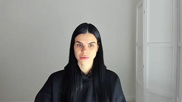 Snapshot of Amelisweett chatting on 10-15-25, 08:14 Amelisweett online show from 10-15-25, 08:14