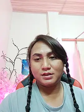 hella queen online show from 01-14-26, 08:20