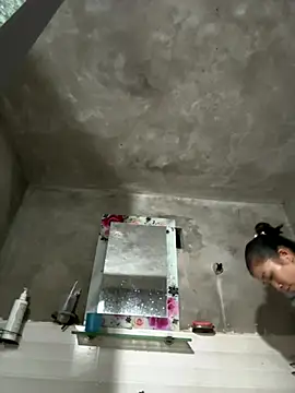 Snapshot of ThiHa003 chatting on 12-18-25, 12:55 ThiHa003 online show from 12-18-25, 12:55