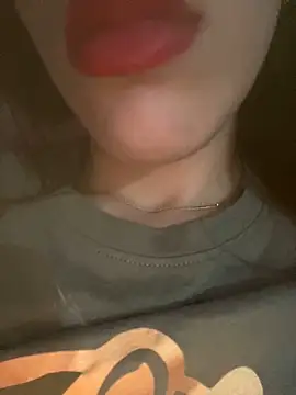 Mimisixo online show from 09-24-25, 01:58